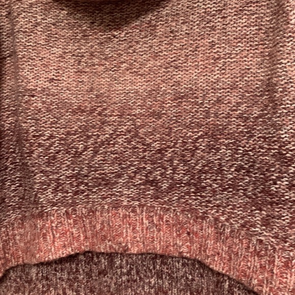 AMERICAN EAGLE, Ombré Knit Cowlneck Sweater, Size Xsmall, EUC - Picture 3 of 7
